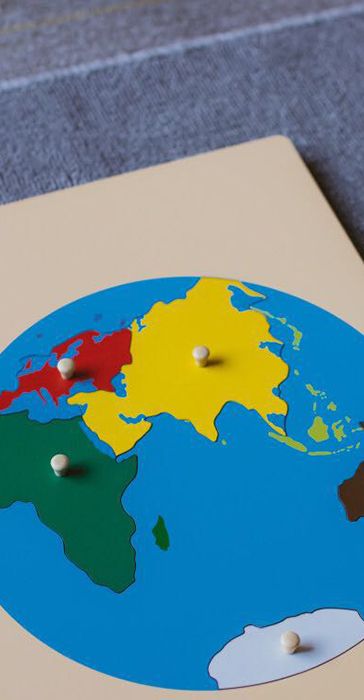 Montessori Wooden World Map Puzzle – Continents Geography Educational Toy